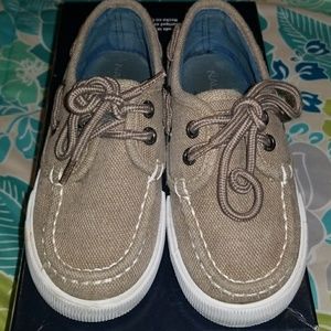 Boy boat shoes